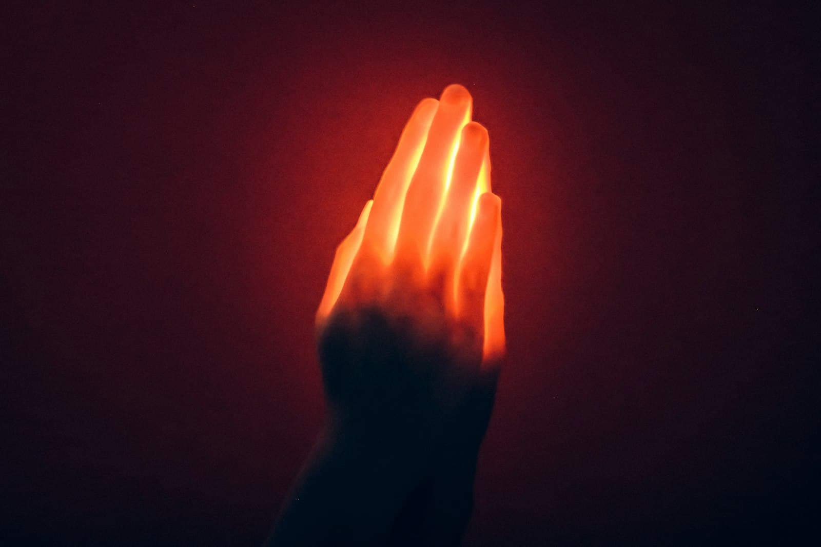 What is Reiki? A Beginner's Guide to Energy Healing